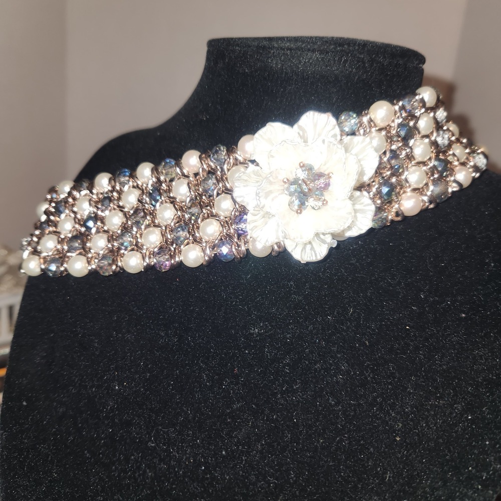 Handmade Faux Pearl Crystal Flower‎ Choker Necklace Iridescent Statement Bridal